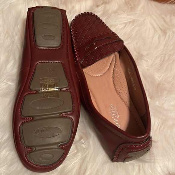 5 pairs of shoes - Picture 5 of 8